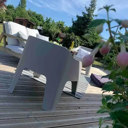 Hébergement de vacances Aux Portes Du Circuits *