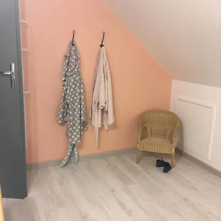Ferienhaus Aux Portes Du Circuits Yvré-lʼÉvêque